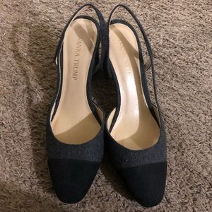 Beautiful grey woolen slingback pumps